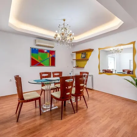 Di Georgia Villa Afantou